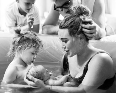 Hilary Duff elárulta, miért akarta, hogy 9 éves fia végignézze a szülését